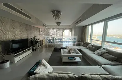 Living Room image for: Apartment - 2 Bedrooms - 5 Bathrooms for sale in MAG 5 - Marina Square - Al Reem Island - Abu Dhabi, Image 1
