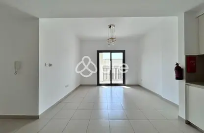 Apartment - 2 Bedrooms - 2 Bathrooms for rent in Hayat Boulevard-2A - Hayat Boulevard - Town Square - Dubai