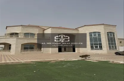 فيلا - 8 غرف نوم - 8 حمامات للايجار في الخالدية - العين