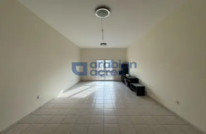 شقة - 2 غرف نوم - 3 حمامات للبيع في مبنى 108-137 - طراز حديث - ديسكفري غاردنز - دبي