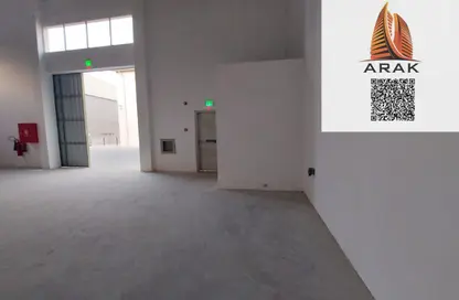 Warehouse - Studio for rent in Al Jurf Industrial 1 - Al Jurf Industrial - Ajman