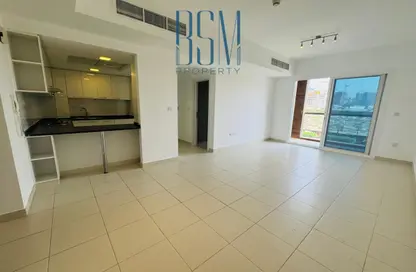 Apartment - 2 Bedrooms - 2 Bathrooms for rent in Oxford Building - District 14 - Jumeirah Village Circle - Dubai