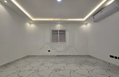 Apartment - 1 Bedroom - 1 Bathroom for rent in Khalifa City A Villas - Khalifa City A - Khalifa City - Abu Dhabi