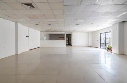 مستودع - استوديو - 2 حمامات للايجار في المرحلة 2 - مجمع دبي للإستثمار - دبي مستودع - استوديو - 2 حمامات للايجار في المرحلة 2 - مجمع دبي للإستثمار - دبي