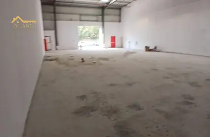 Warehouse - Studio - 1 Bathroom for rent in Industrial Building 13 - Industrial Area 13 - Sharjah Industrial Area - Sharjah