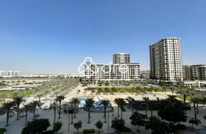 Apartment - 3 Bedrooms - 3 Bathrooms for sale in Parkviews - Town Square - Dubai