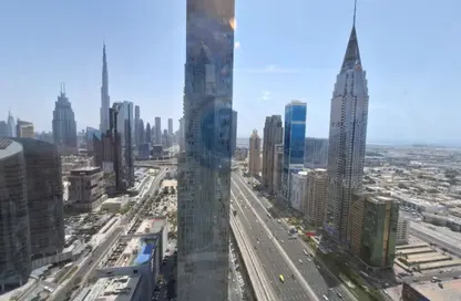 Apartment - 3 Bedrooms - 3 Bathrooms for rent in 21st Century Tower - Sheikh Zayed Road - Dubai