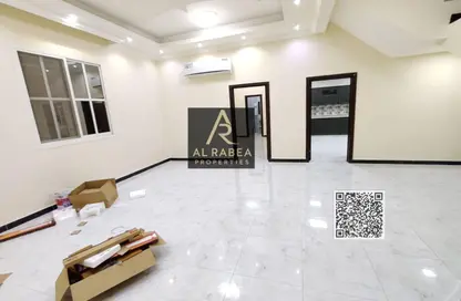 Apartment - 5 Bedrooms - 6 Bathrooms for rent in Al Mowaihat 3 - Al Mowaihat - Ajman