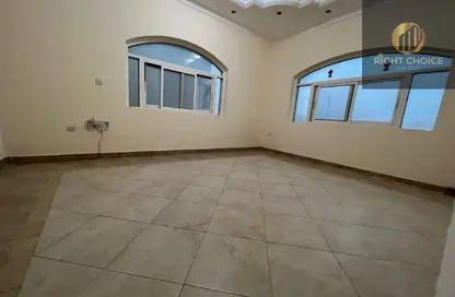 شقة - غرفة نوم - 1 حمام للايجار في فيلات مدينة خليفة آيه - مدينة خليفة أ - مدينة خليفة - أبوظبي