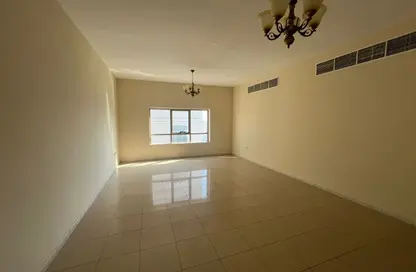 Apartment - 2 Bedrooms - 2 Bathrooms for rent in Ajman Corniche Residences - Ajman Corniche Road - Ajman