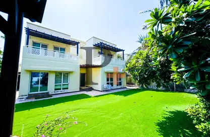 Villa - 4 Bedrooms - 5 Bathrooms for sale in Meadows 6 - Meadows - Dubai