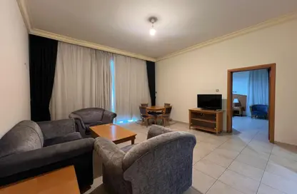 Apartment - 1 Bedroom - 1 Bathroom for rent in Hamdan Street - Abu Dhabi