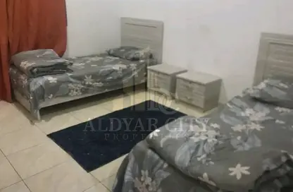 شقة - 2 غرف نوم - 1 حمام للايجار في مساكن كورنيش عجمان - طريق كورنيش عجمان - عجمان