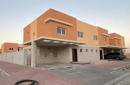 فيلا - 3 غرف نوم - 4 حمامات للايجار في منازل الريف 2 - السمحة - أبوظبي