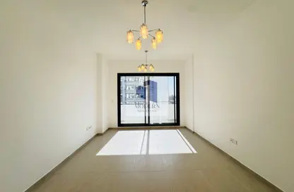 شقة - 2 غرف نوم - 3 حمامات للايجار في ند الحمر - دبي