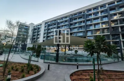 Apartment - 3 Bedrooms - 3 Bathrooms for sale in The Gate - Masdar City - Abu Dhabi