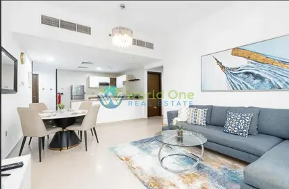Living / Dining Room image for: Apartment - 2 Bedrooms - 3 Bathrooms for rent in Ontario Tower - Business Bay - Dubai, Image 1