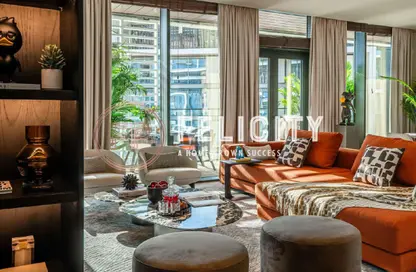 Apartment - 2 Bedrooms - 3 Bathrooms for sale in Bluewaters Residences - Bluewaters - Dubai