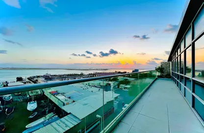 Apartment - 3 Bedrooms - 4 Bathrooms for rent in Al Marasy - Al Bateen - Abu Dhabi