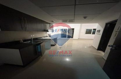 Apartment - Studio - 1 Bathroom for rent in Tower 8 - Al Reef Downtown - Al Reef - Abu Dhabi