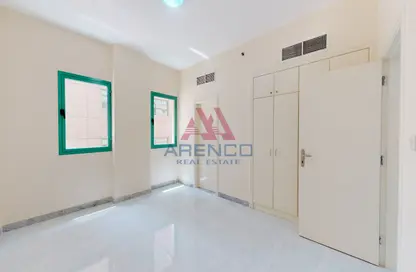 شقة - غرفة نوم - 2 حمامات للايجار في جولدن ساندز 12 - منخول - بر دبي - دبي