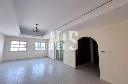 Villa - 5 Bedrooms - 6 Bathrooms for rent in Al Nahyan Villa Compound - Al Nahyan Camp - Abu Dhabi