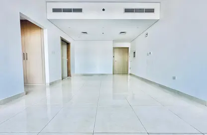 Apartment - 1 Bedroom - 1 Bathroom for rent in Jumeirah Garden City - Al Satwa - Dubai