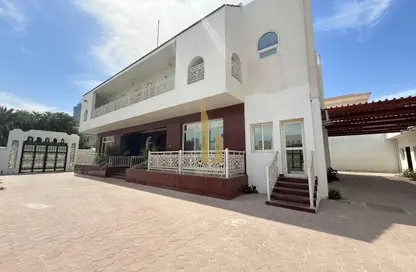 Villa - 6 Bedrooms - 6 Bathrooms for rent in Jumeirah 2 Villas - Jumeirah 2 - Jumeirah - Dubai