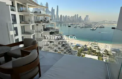 Apartment - 2 Bedrooms - 4 Bathrooms for rent in FIVE Palm Jumeirah - Palm Jumeirah - Dubai