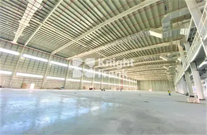 Warehouse - Studio for rent in 8W Building - Dubai Airport Freezone (DAFZA) - Dubai