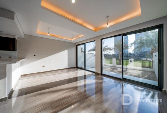 16106977 - Property Image 2