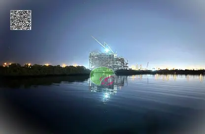 شقة - 2 غرف نوم - 3 حمامات للبيع في الخور - الزورا - عجمان