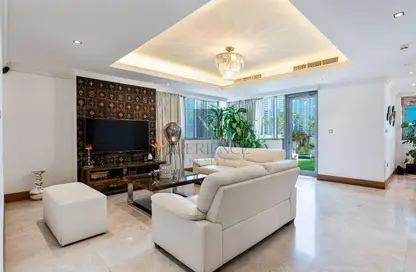 Apartment - 2 Bedrooms - 3 Bathrooms for sale in East Heights 4 - Business Bay - Dubai