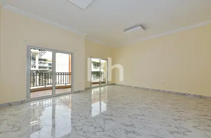 Townhouse - 4 Bedrooms - 6 Bathrooms for rent in Bachour Villas - Jumeirah Village Circle - Dubai