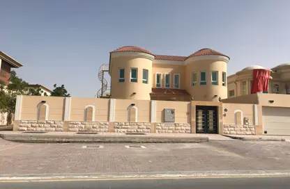 فيلا - 4 غرف نوم - 6 حمامات للايجار في بوابة الخيل - حدائق الإمارات 1 - القوز - دبي