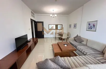 Apartment - 2 Bedrooms - 2 Bathrooms for rent in Pearl MAAM Residence - Sultan Bin Zayed the First Street - Muroor Area - Abu Dhabi
