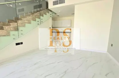 تاون هاوس - غرفة نوم - 2 حمامات للايجار في روكان 3 - روكان - دبي لاند - دبي تاون هاوس - غرفة نوم - 2 حمامات للايجار في روكان 3 - روكان - دبي لاند - دبي