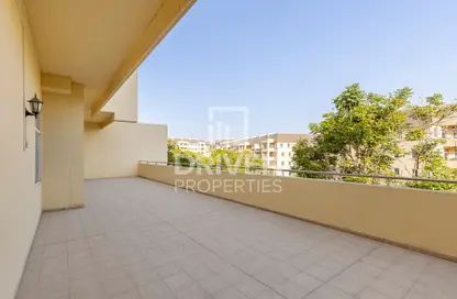 Apartment - 3 Bedrooms - 4 Bathrooms for sale in Foxhill 6 - Foxhill - Motor City - Dubai