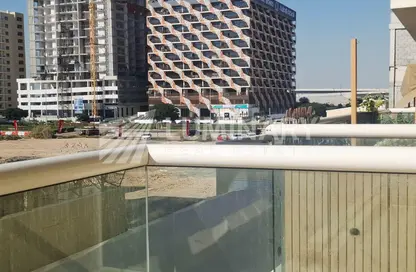 Apartment - 1 Bedroom - 2 Bathrooms for rent in Mazaya 8 - Queue Point - Liwan - Dubai Land - Dubai