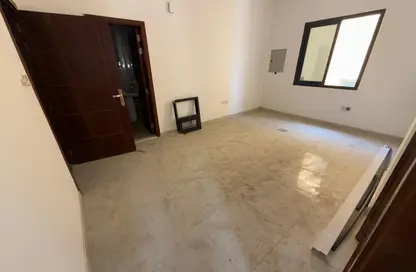 عمارة بالكامل - 8 غرف نوم - 8 حمامات للبيع في تلال عجمان - العالية - عجمان