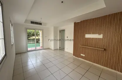 Villa - 2 Bedrooms - 3 Bathrooms for sale in Springs 8 - The Springs - Dubai