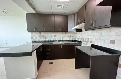 Kitchen image for: Apartment - 1 Bathroom for rent in Hydra Avenue Towers - City Of Lights - Al Reem Island - Abu Dhabi, Image 1