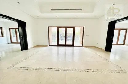 فيلا - 3 غرف نوم - 4 حمامات للايجار في فيلات طراز دبي - القرية الشمالية - الفرجان - دبي