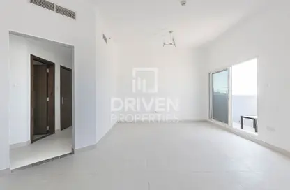 شقة - 2 غرف نوم - 3 حمامات للايجار في دوويست ريزيدنس - جميرا جاردن سيتي - السطوة - دبي