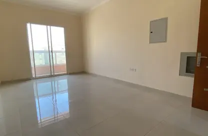 Apartment - 2 Bedrooms - 3 Bathrooms for rent in Al Rawda 2 - Al Rawda - Ajman