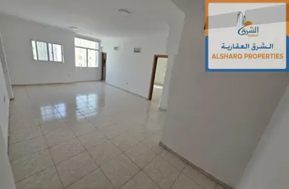شقة - 2 غرف نوم - 1 حمام للايجار في مساكن كورنيش عجمان - طريق كورنيش عجمان - عجمان
