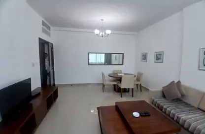 Apartment - 2 Bedrooms - 2 Bathrooms for rent in Pearl MAAM Residence - Sultan Bin Zayed the First Street - Muroor Area - Abu Dhabi