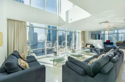Penthouse - 3 Bedrooms - 3 Bathrooms for rent in West Wharf - Business Bay - Dubai