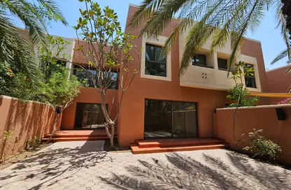 Villa - 4 Bedrooms - 5 Bathrooms for rent in Al Muroor Tower - Muroor Area - Abu Dhabi