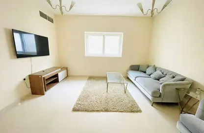 Apartment - 1 Bedroom - 1 Bathroom for rent in Muwaileh Commercial - Sharjah